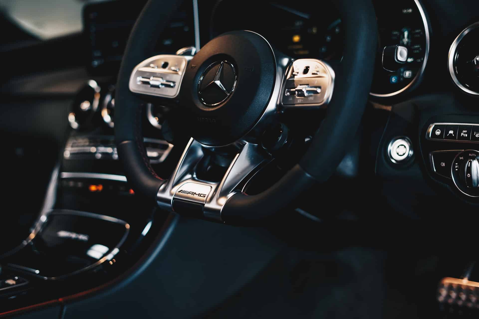 Drømmer du om en Mercedes?
