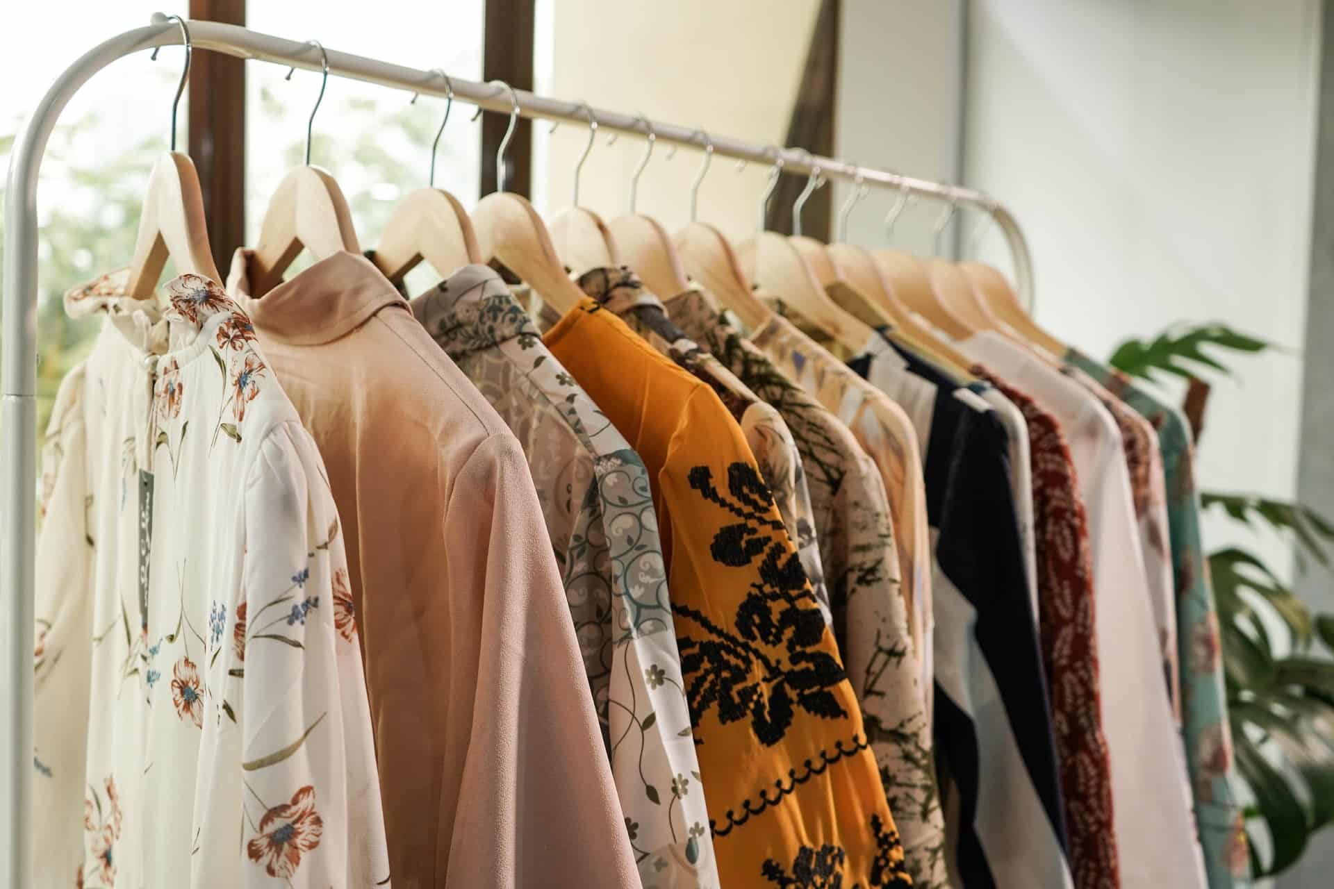 Derfor bør alle kvinder have en skjorte i deres garderobe